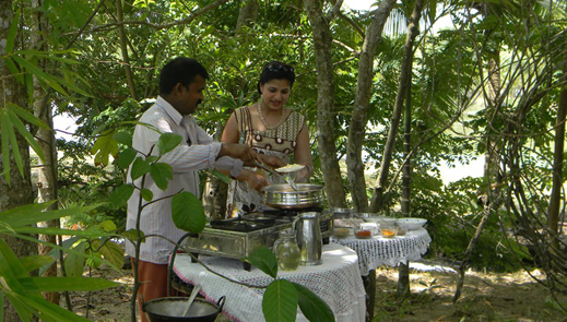 Cooking class at Coconut Island